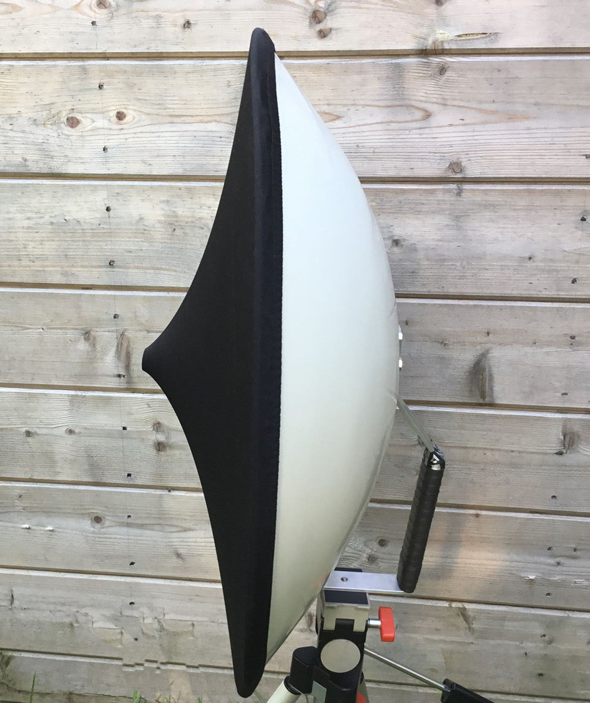 Wind guard store satellite dish